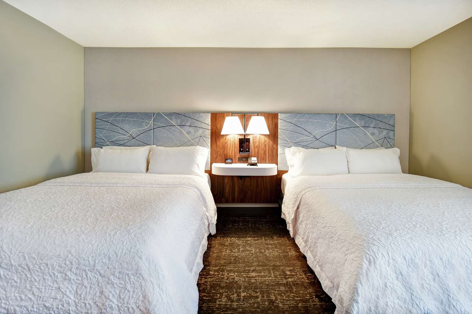 hampton inn atlanta mall of georgia