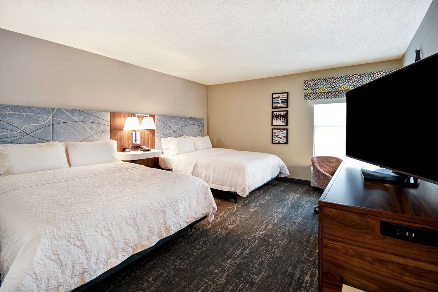 hampton inn atlanta mall of georgia