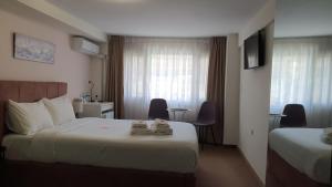 city plaza apartments and rooms