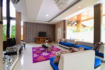 ombey guest house