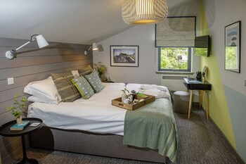 lock chambers caledonian canal centre