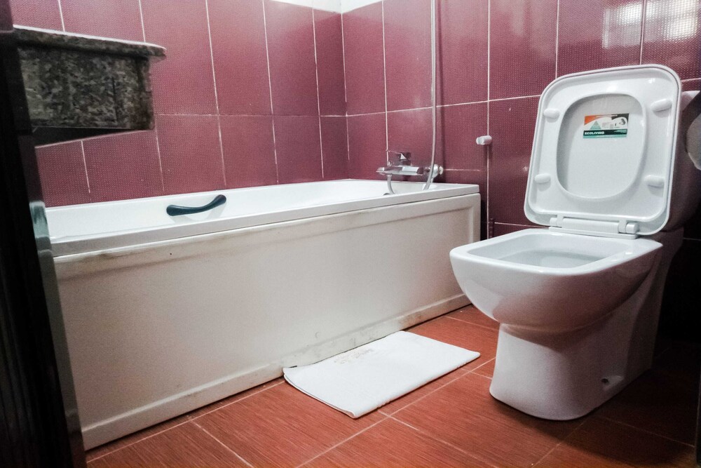 beneville hotel and apartment