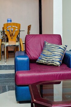 beneville hotel and apartment