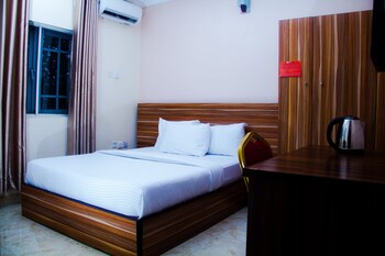 beneville hotel and apartment