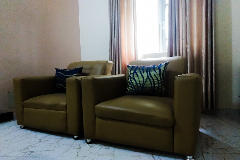 beneville hotel and apartment