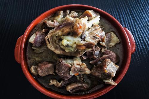 beneville hotel and apartment