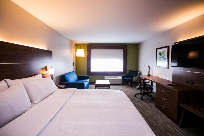 holiday inn express and suites rehoboth beach an ihg hotel