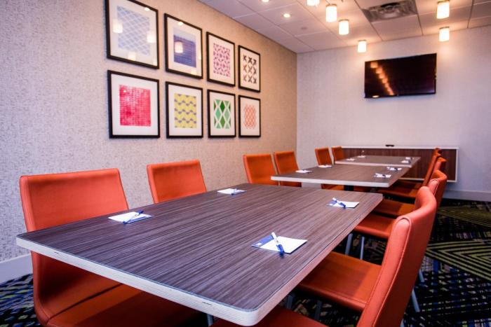 holiday inn express and suites rehoboth beach an ihg hotel