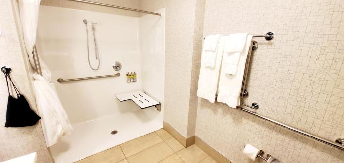 holiday inn express and suites rehoboth beach an ihg hotel