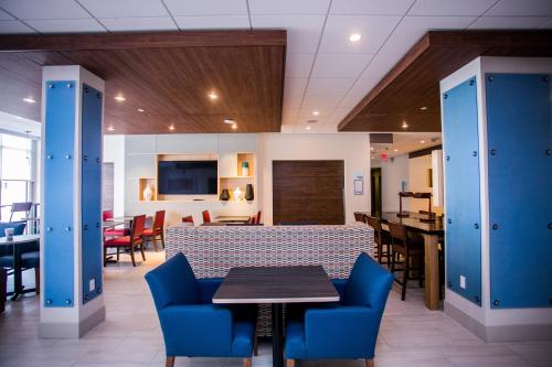 holiday inn express and suites rehoboth beach an ihg hotel