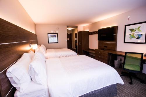 holiday inn express and suites rehoboth beach an ihg hotel