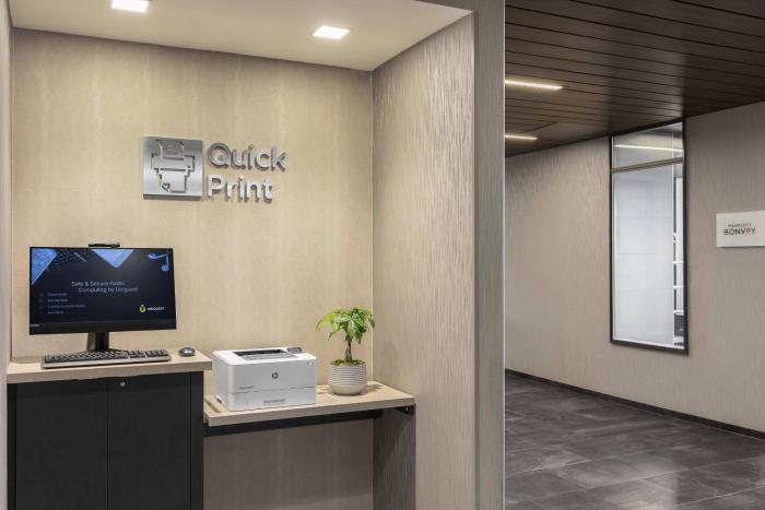 courtyard by marriott seattle northgate