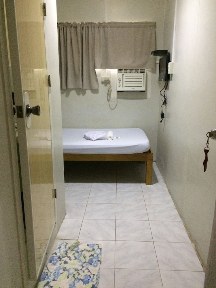 crisfils lodge incorporated