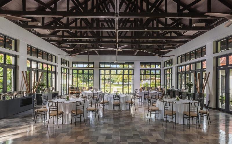 dusit thani lubi plantation resort