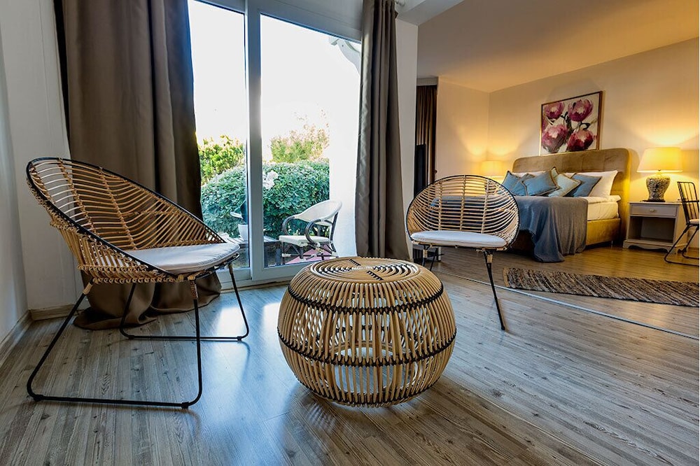 princess artemisia hotel