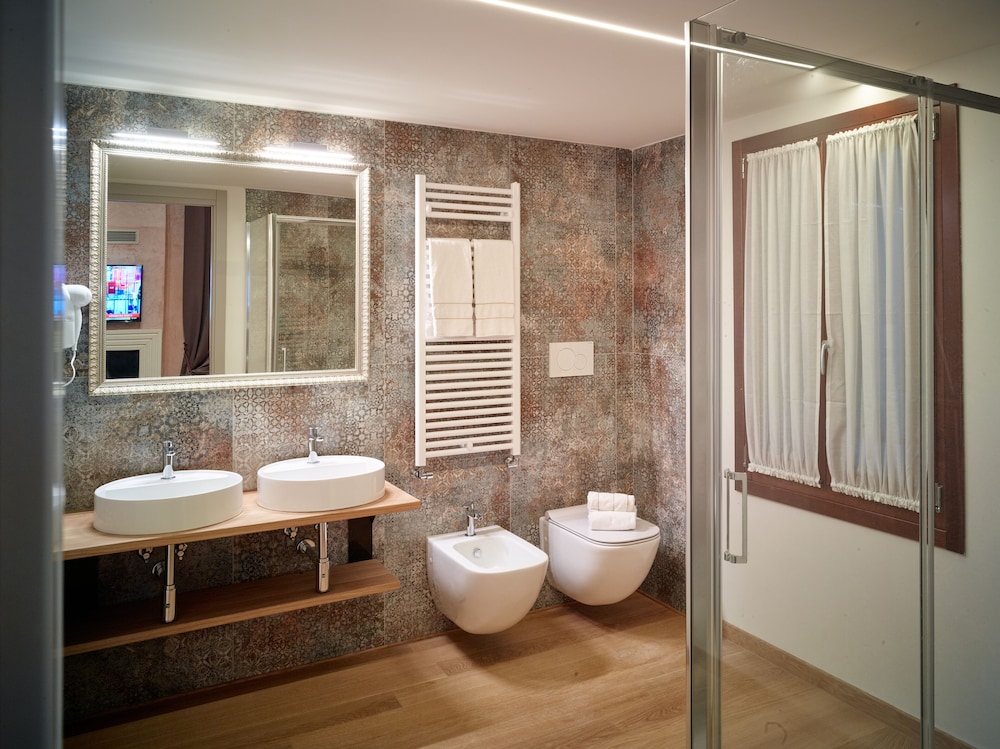 ca dei proverbi suites