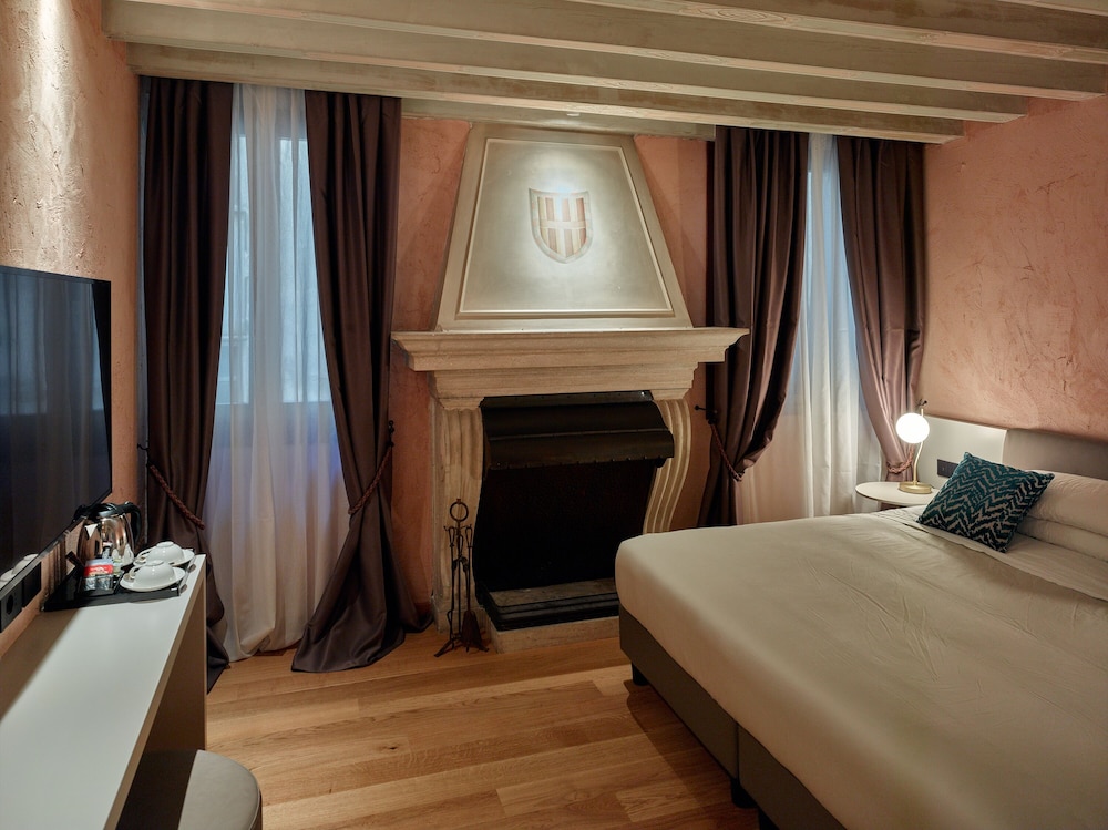 ca dei proverbi suites