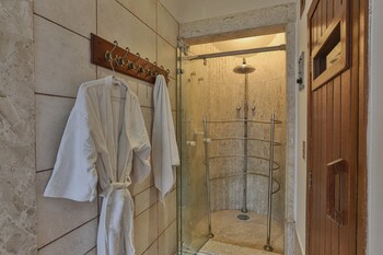 le suisse elegance hotel