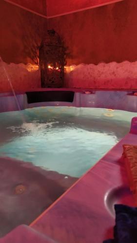 la mora exclusive a moricone