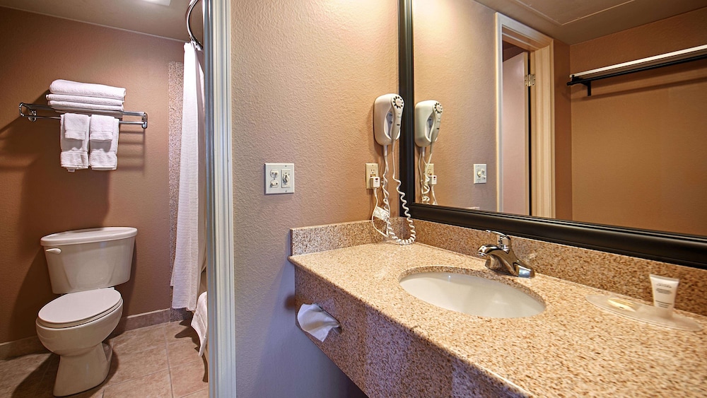 best western vista inn at the airport
