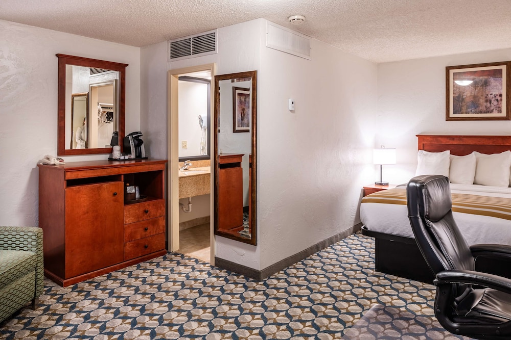 best western vista inn at the airport