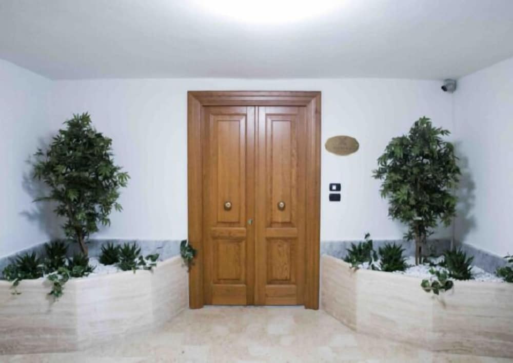 vittoria guest house salerno