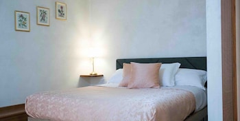 vittoria guest house salerno