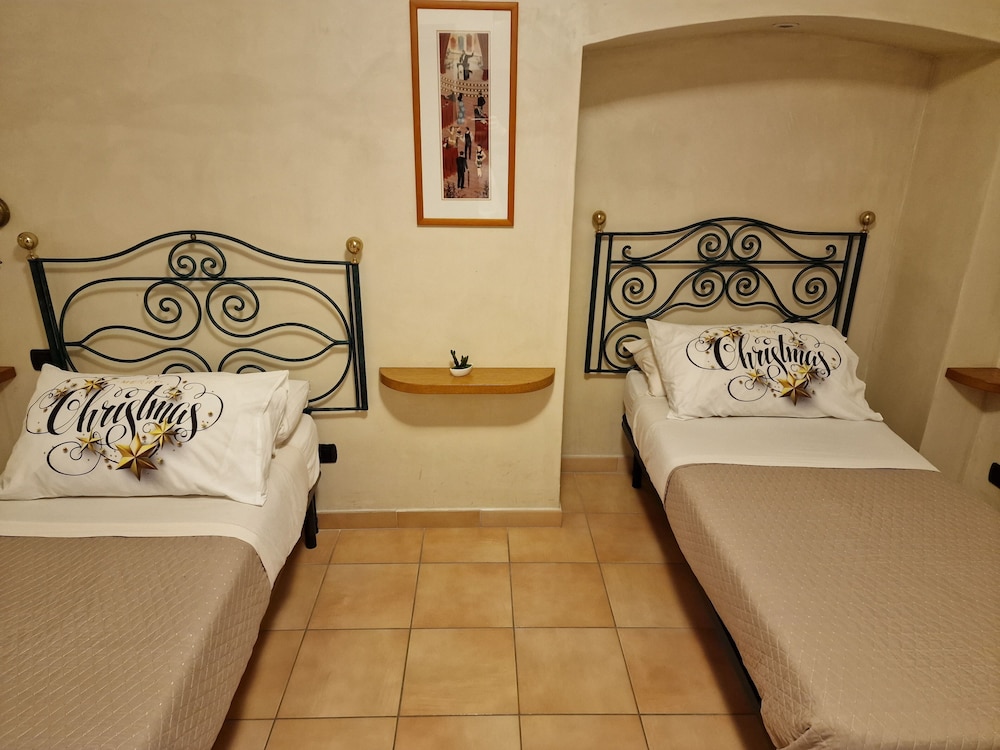 vittoria guest house salerno