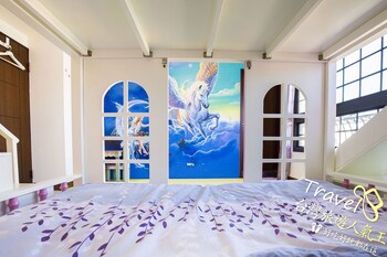 j s 23 kids homestay