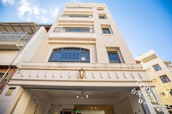 j s 23 kids homestay