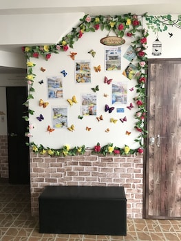 j s 23 kids homestay