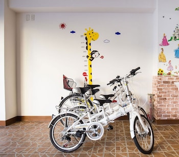 j s 23 kids homestay