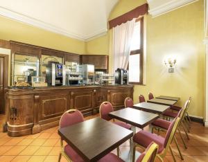 hotel palace