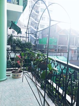 stay house