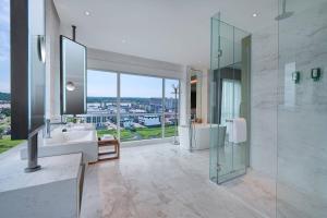 fairfield by marriott bintulu paragon