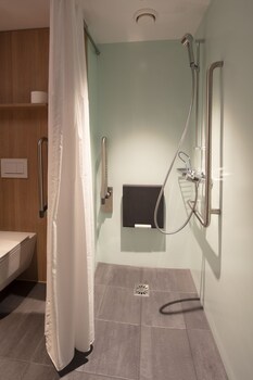 swiss chocolate lausanne by fassbind