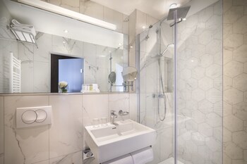 imperial valamar collection hotel
