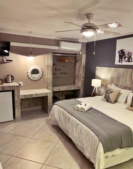 the wilds guest house