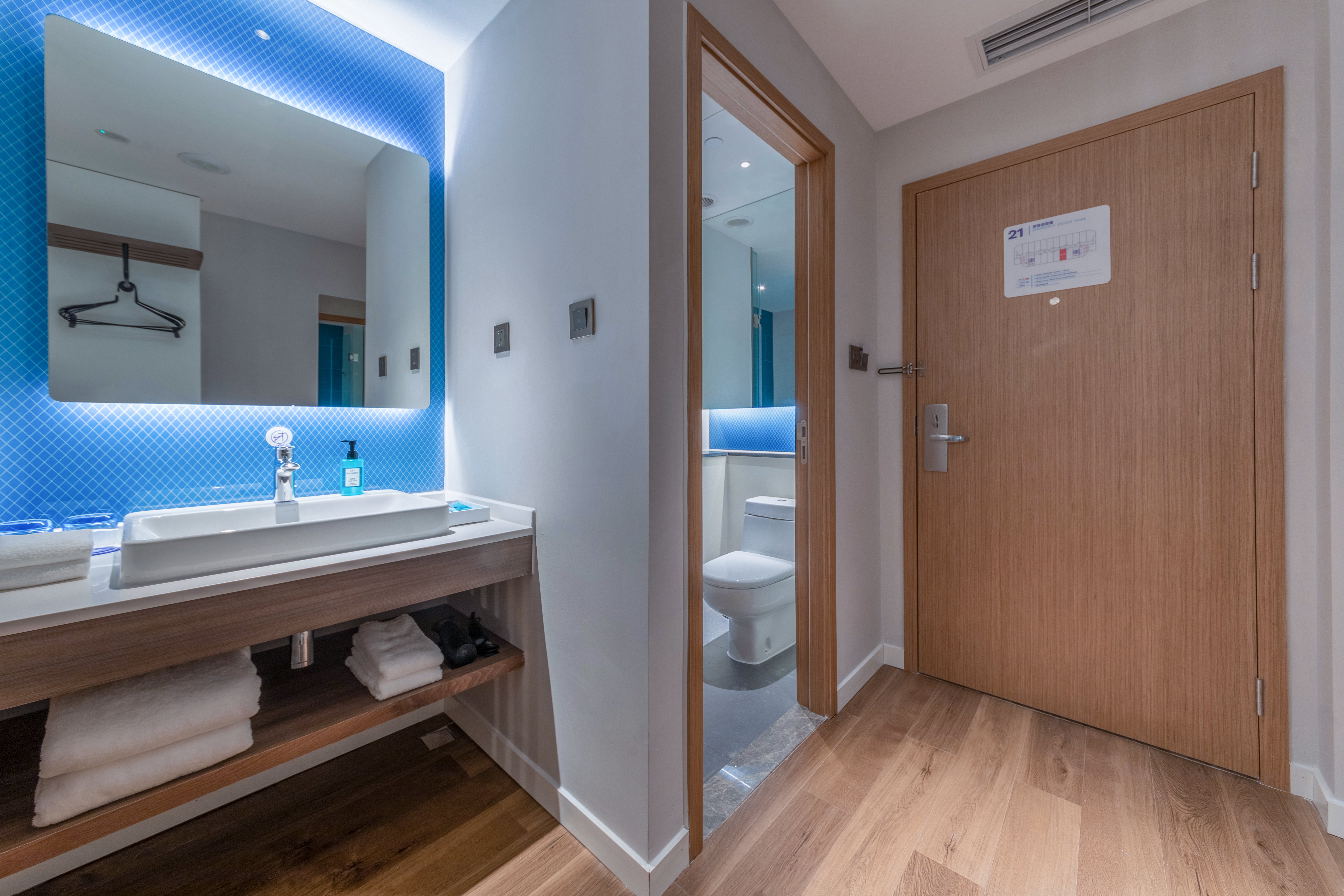 holiday inn express chongqing zhongxian an ihg hotel