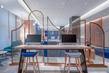 Holiday Inn Express Chongqing Zhongxian, An Ihg Hotel,Yuzhong>>Chongqing,3.5 star