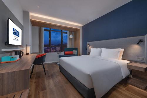 holiday inn express chongqing zhongxian an ihg hotel