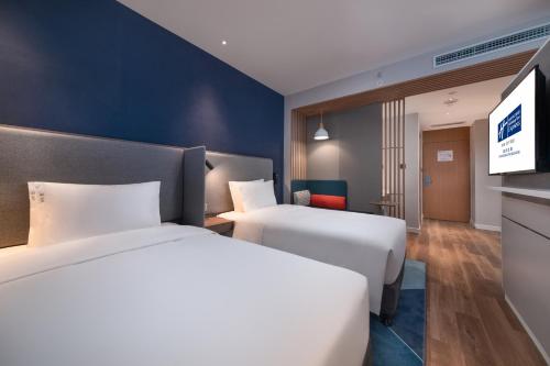 holiday inn express chongqing zhongxian an ihg hotel