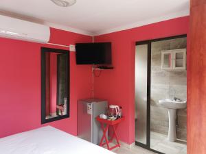 thavhani guest house