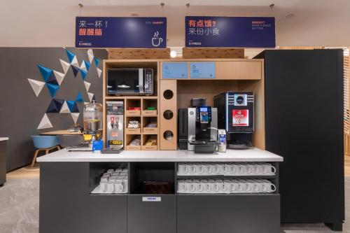 holiday inn express ningbo city center an ihg hotel