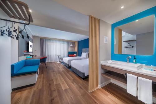 holiday inn express ningbo city center an ihg hotel
