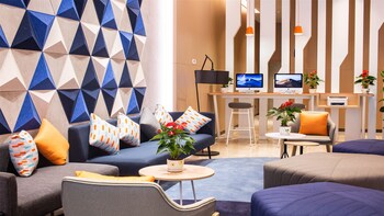 Holiday Inn Express Jiangmen Jianghai, An Ihg Hotel,Guangzhou>>Foshan,3 star