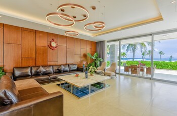 the five ocean villas da nang