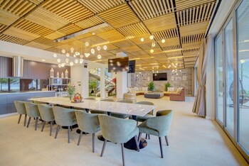 the five ocean villas da nang