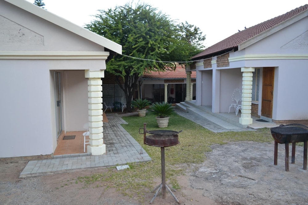 kamogelo guest house