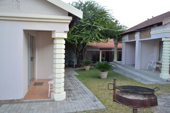 kamogelo guest house